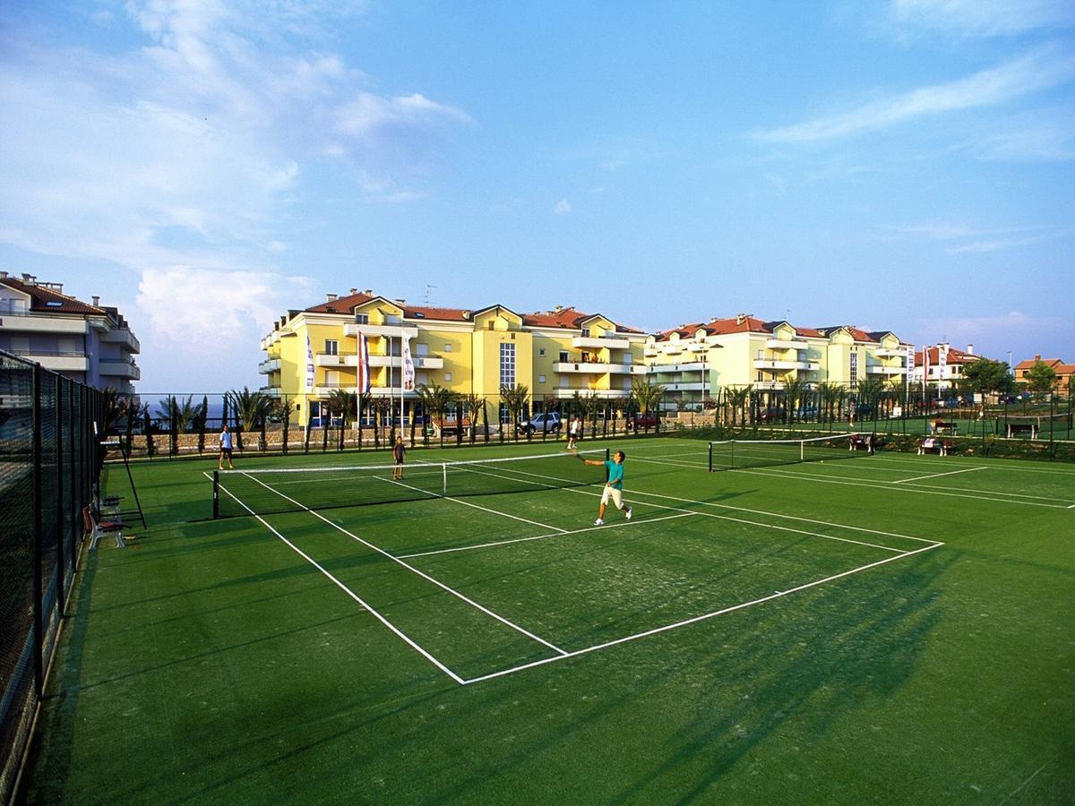 Skiper Resort Савудрия Екстериор снимка