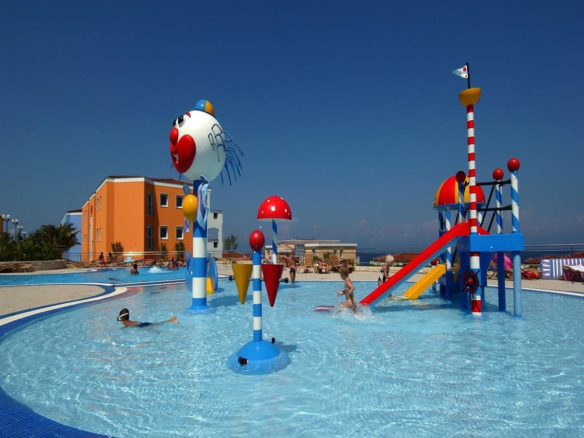 Skiper Resort Савудрия Екстериор снимка